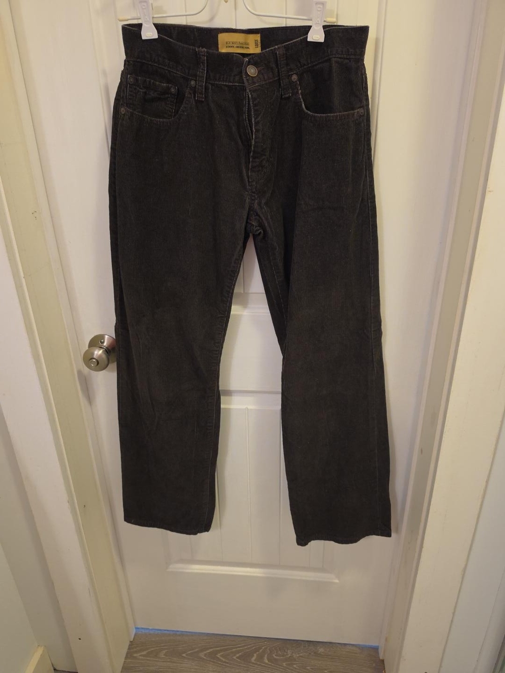 Old Navy Women’s Dark Brown Corduroy Straight Leg Pants 29x30